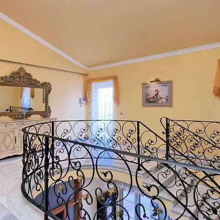 La Cascada Villa